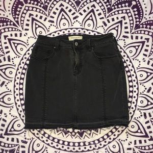 Denim high-waisted skirt